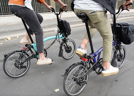 Skladací elektrobicykel Brompton Electric C Line, Black